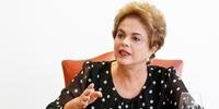 Dilma pretende negociar até com oposição se evitar impeachment	