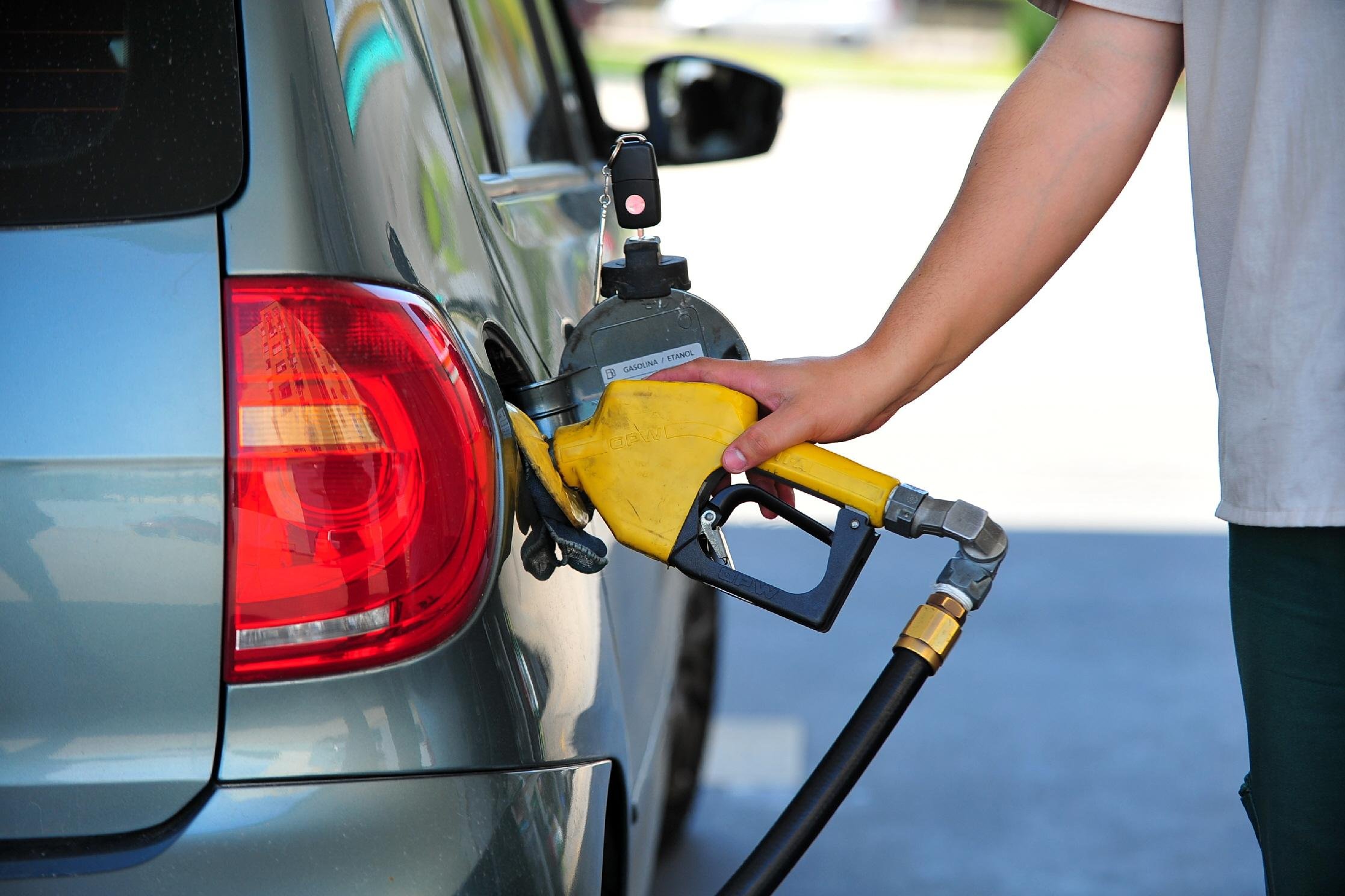Petrobras eleva pre&ccedil;o da gasolina em 1,5% a partir desta quinta-feira