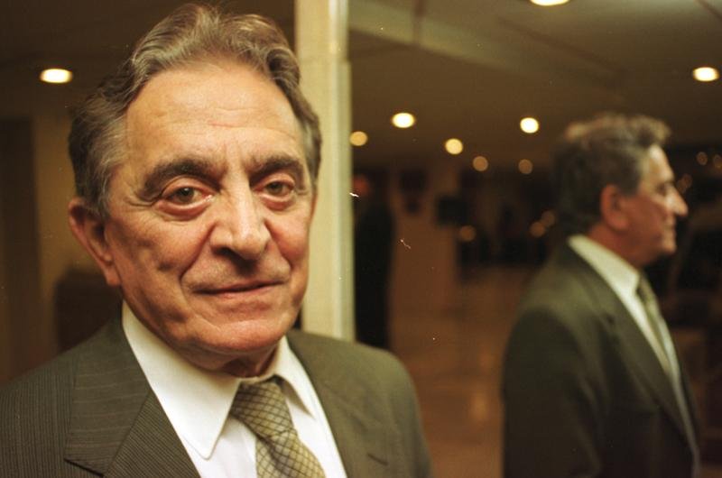 Discretamente, F&aacute;bio Koff faz contatos visando elei&ccedil;&otilde;es