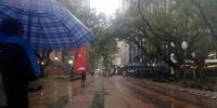 Defesa Civil alerta para chuva forte e queda de granizo na Capital