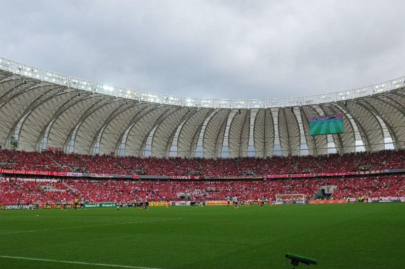 Crise na AG pode acelerar negocia&ccedil;&atilde;o de cadeiras do Beira-Rio 