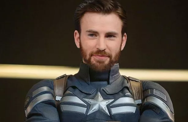 Chris Evans confessou que pretende se manter afastado das redes at&eacute; o final deste ano
