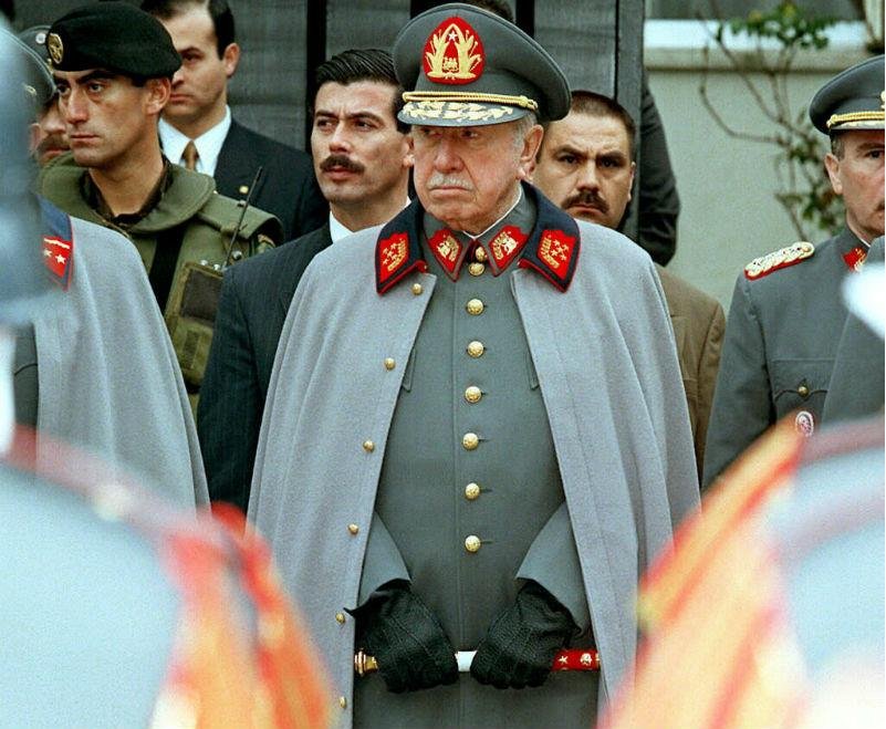 Justi&ccedil;a chilena condena ex-agentes de Pinochet por sequestro de opositores