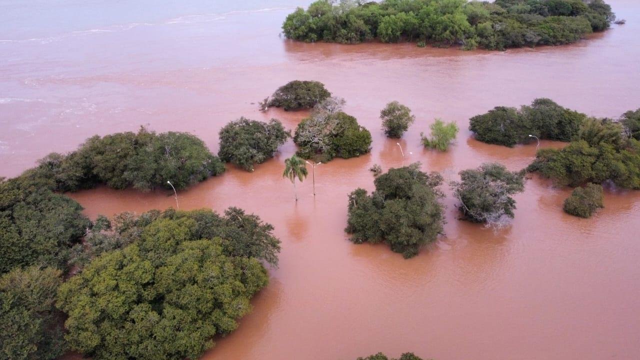 Em Triunfo, o n&iacute;vel do Rio Jacu&iacute; baixou, chegando a 4,87 metros