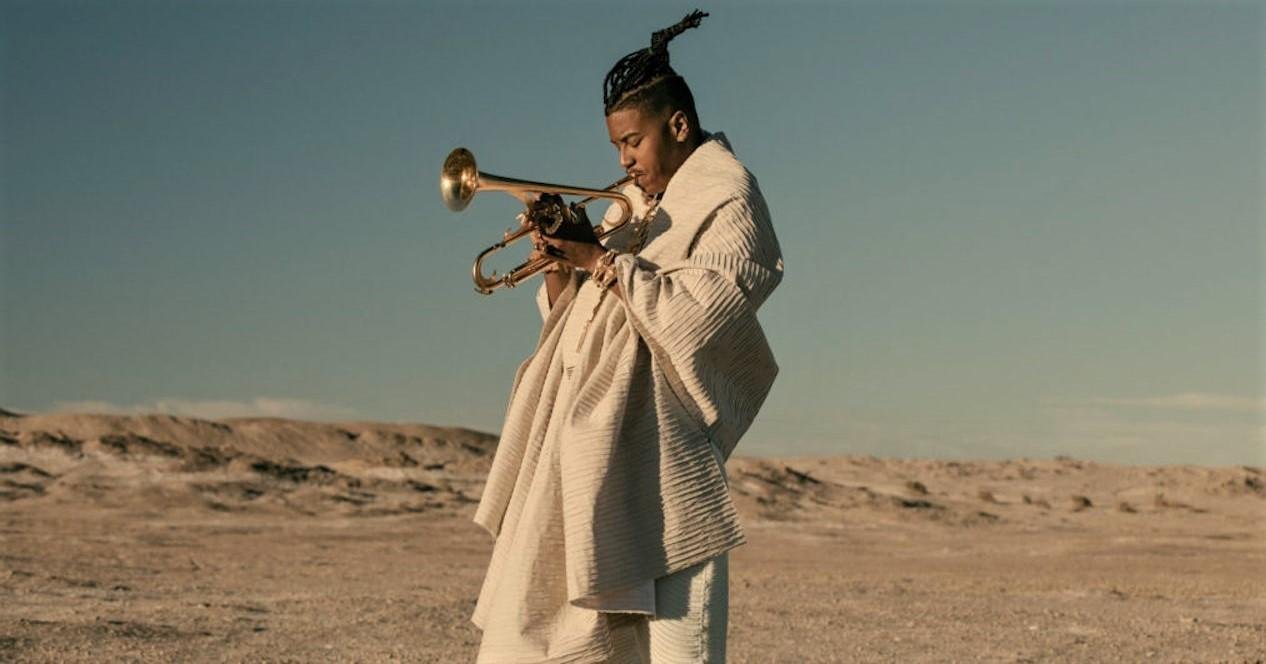 trompetista norte-americano Chief Xian Atunde Adjuah, indicado para seis pr&ecirc;mios Grammy e duas vezes vencedor do Pr&ecirc;mio Edison