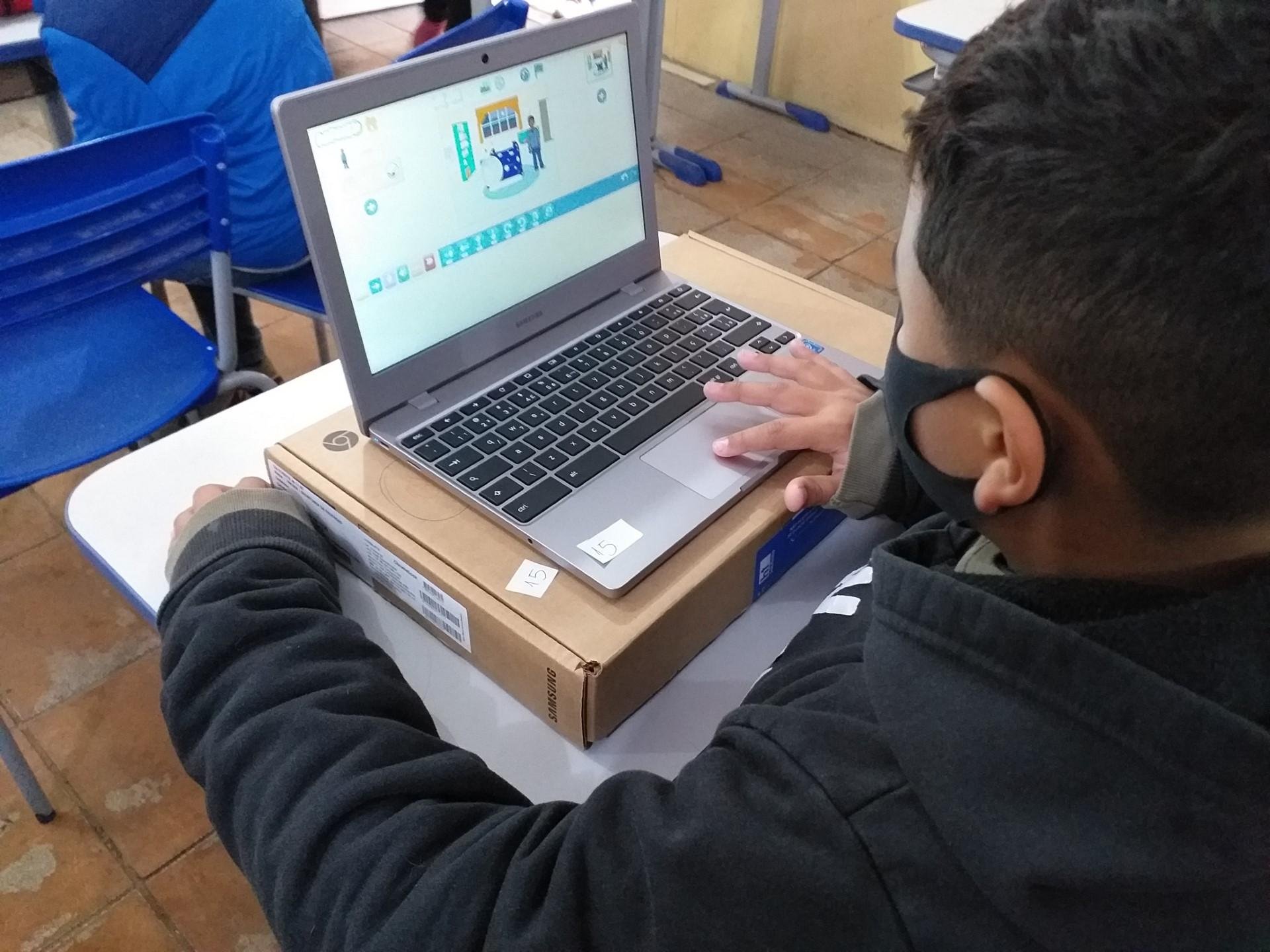 O uso da conectividade nas escolas permitir&aacute; o desenvolvimento de atividades pedag&oacute;gicas e de recursos educacionais