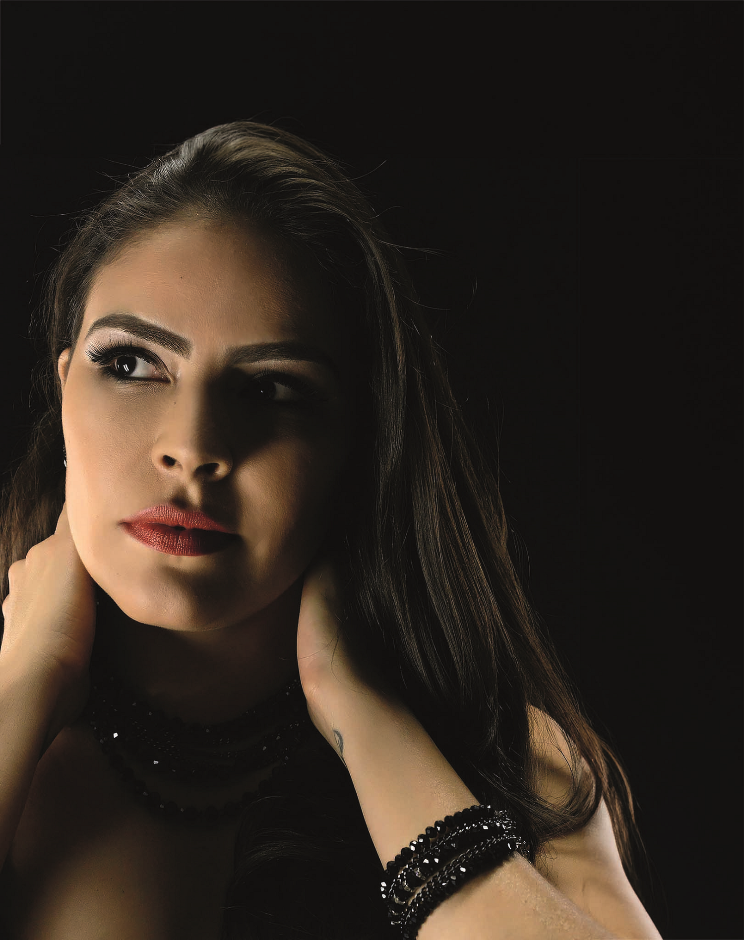 Soprano brasileira radicada na Irlanda, Deborah Bulgarelli, canta trechos da &oacute;pera "Anita Garibaldi", de Catarina Domenici