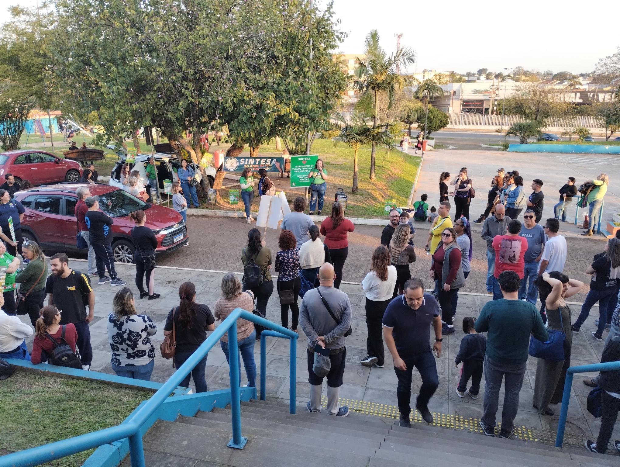 Nesta quarta-feira (4/10) ocorrer&aacute; reuni&atilde;o entre representantes da Educa&ccedil;&atilde;o e gestores da prefeitura