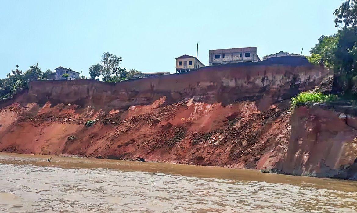 O desastre natural, conhecido na regi&atilde;o como Terras Ca&iacute;das, atingiu mais de 40 resid&ecirc;ncias