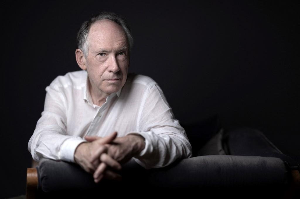 Ian McEwan, premiado escritor brit&acirc;nico