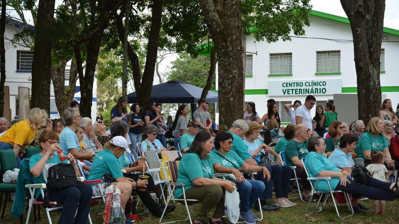 Na ocasi&atilde;o foram realizados servi&ccedil;os de sa&uacute;de, rodas de conversa e atra&ccedil;&otilde;es culturais