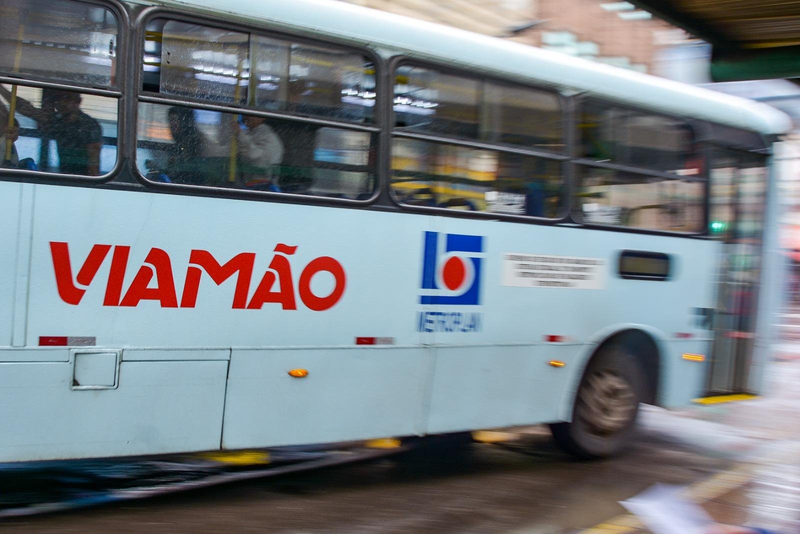 Companhia opera nos sistemas de transporte coletivo no munic&iacute;pio e tamb&eacute;m metropolitano