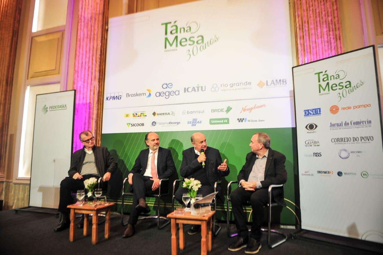 Roberto Argenta anunciou a reabertura da f&aacute;brica dos Cal&ccedil;ados Beira Rio em Roca Salles no dia 13 de outubro