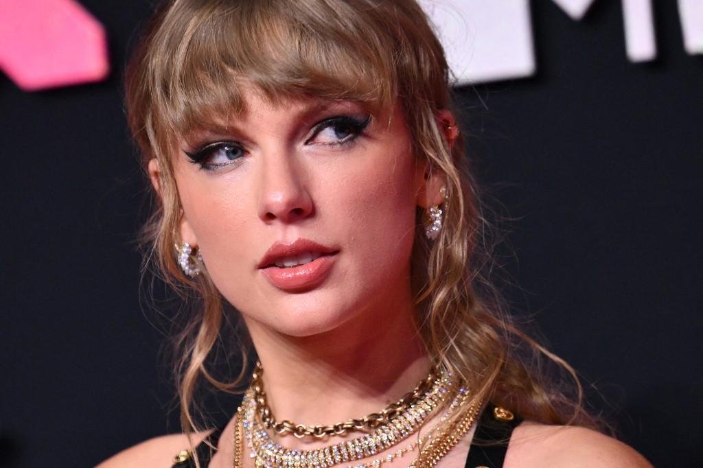 Al&eacute;m do filme, Taylor Swift far&aacute; shows no Brasil em novembro, no Rio e S&atilde;o Paulo