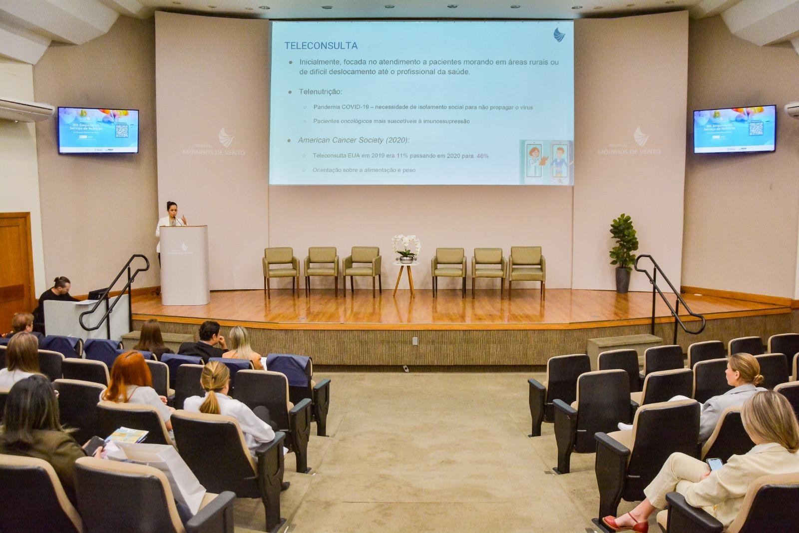Vanessa, do Centro de Oncologia, falou sobre os desafios para os pacientes com c&acirc;ncer