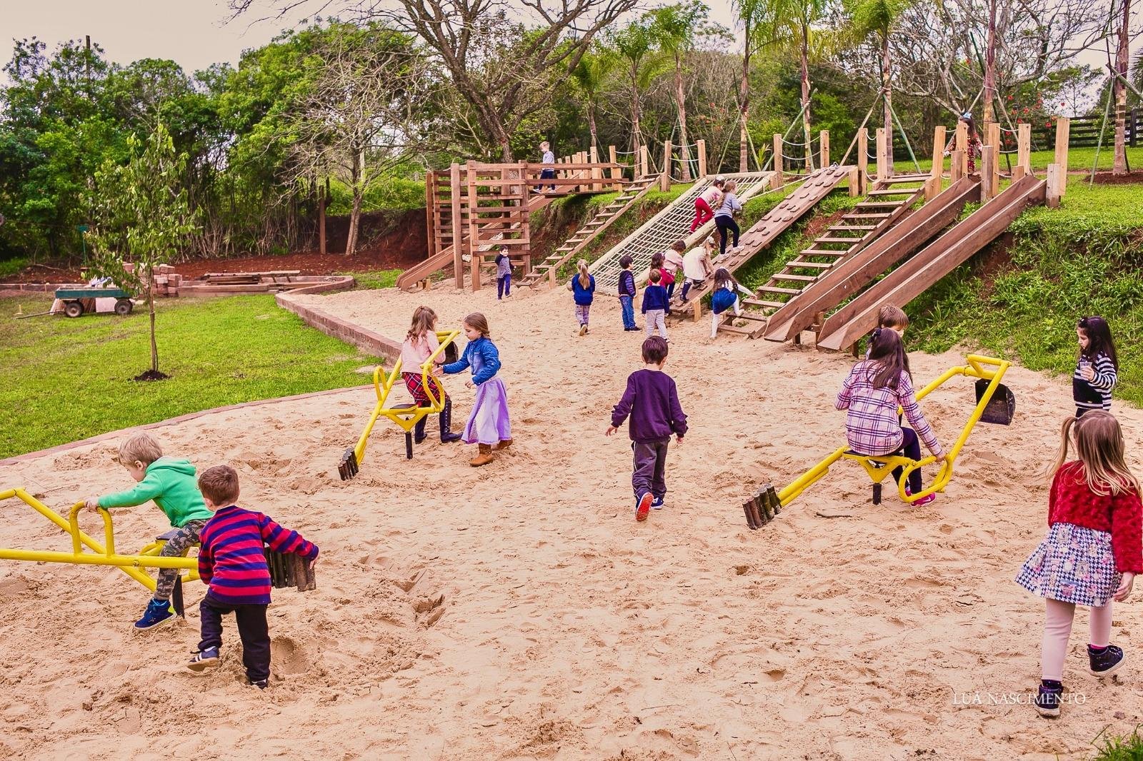 A Quinta da Est&acirc;ncia, fazenda em Viam&atilde;o, ter&aacute; atra&ccedil;&otilde;es especiais durante a semana. Para a data da crian&ccedil;a est&atilde;o previstos piquenique, brincadeiras radicais, espa&ccedil;os de descanso e divertimento para toda a fam&iacute;lia