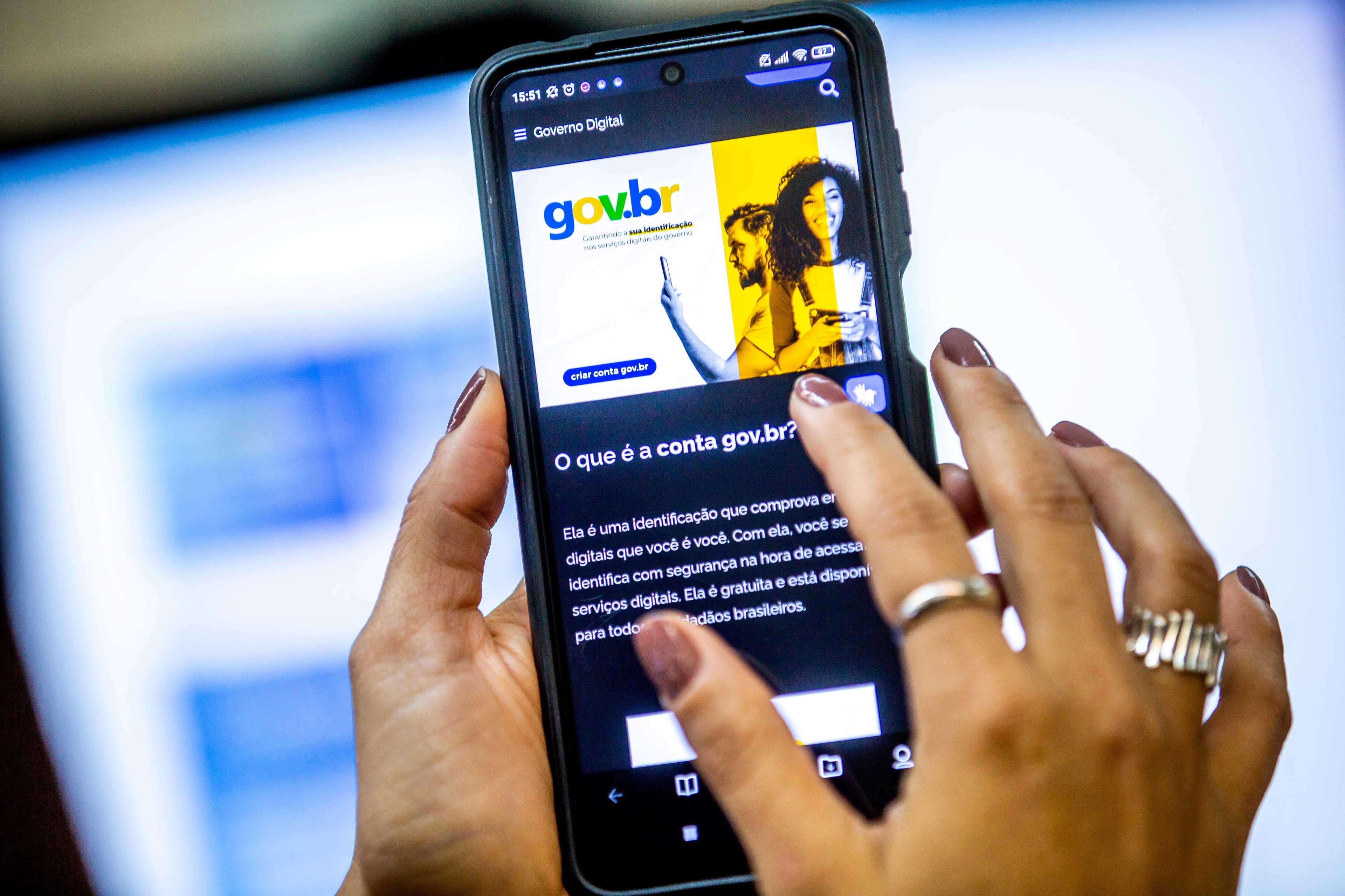 Desenrola Brasil &eacute; um programa emergencial para combater a inadimpl&ecirc;ncia