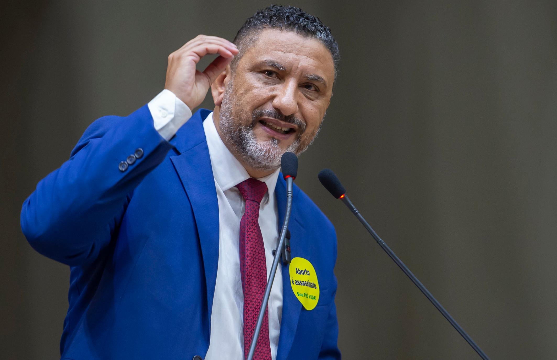 O vereador Cl&aacute;udio Concei&ccedil;&atilde;o foi autor da mo&ccedil;&atilde;o