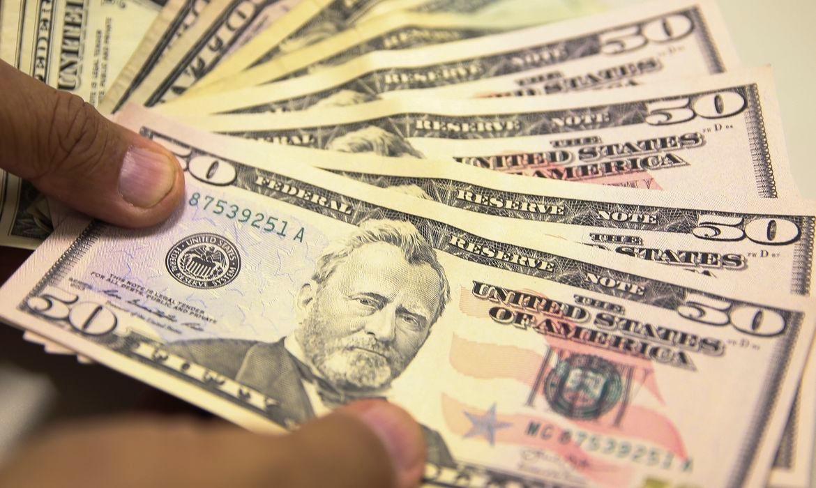 Queda de juros futuros norte-americanos ajudou mercado brasileiro
