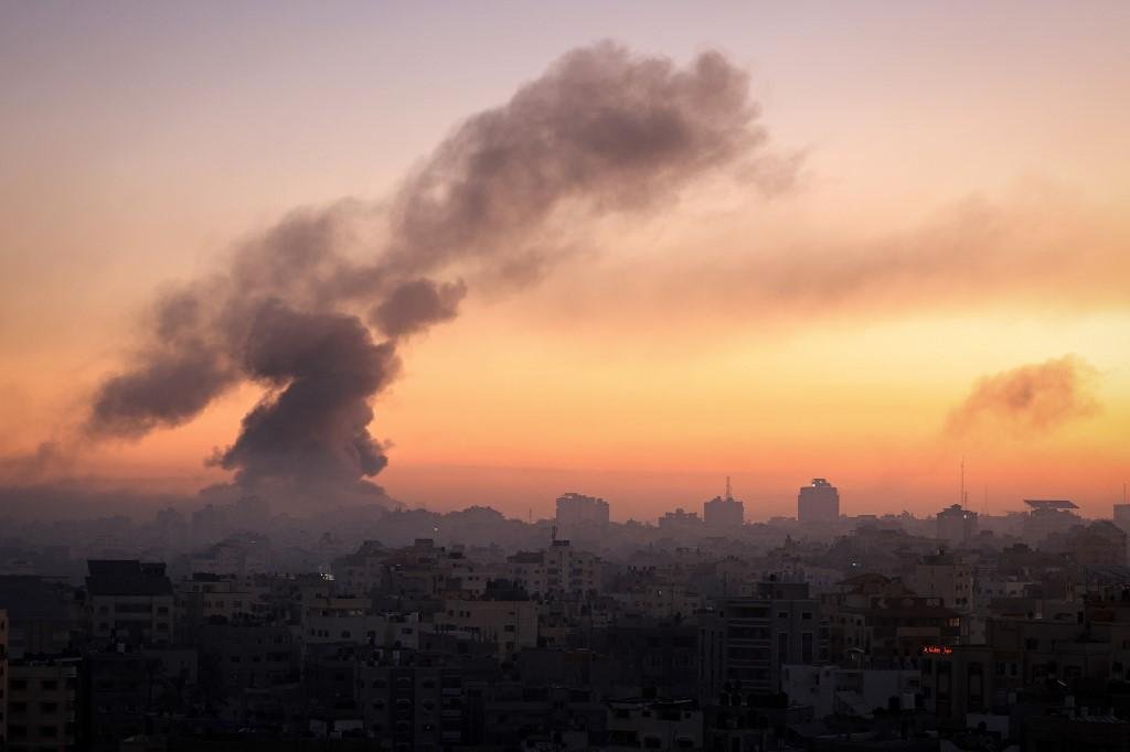 Bombardeios seguem na Faixa de Gaza