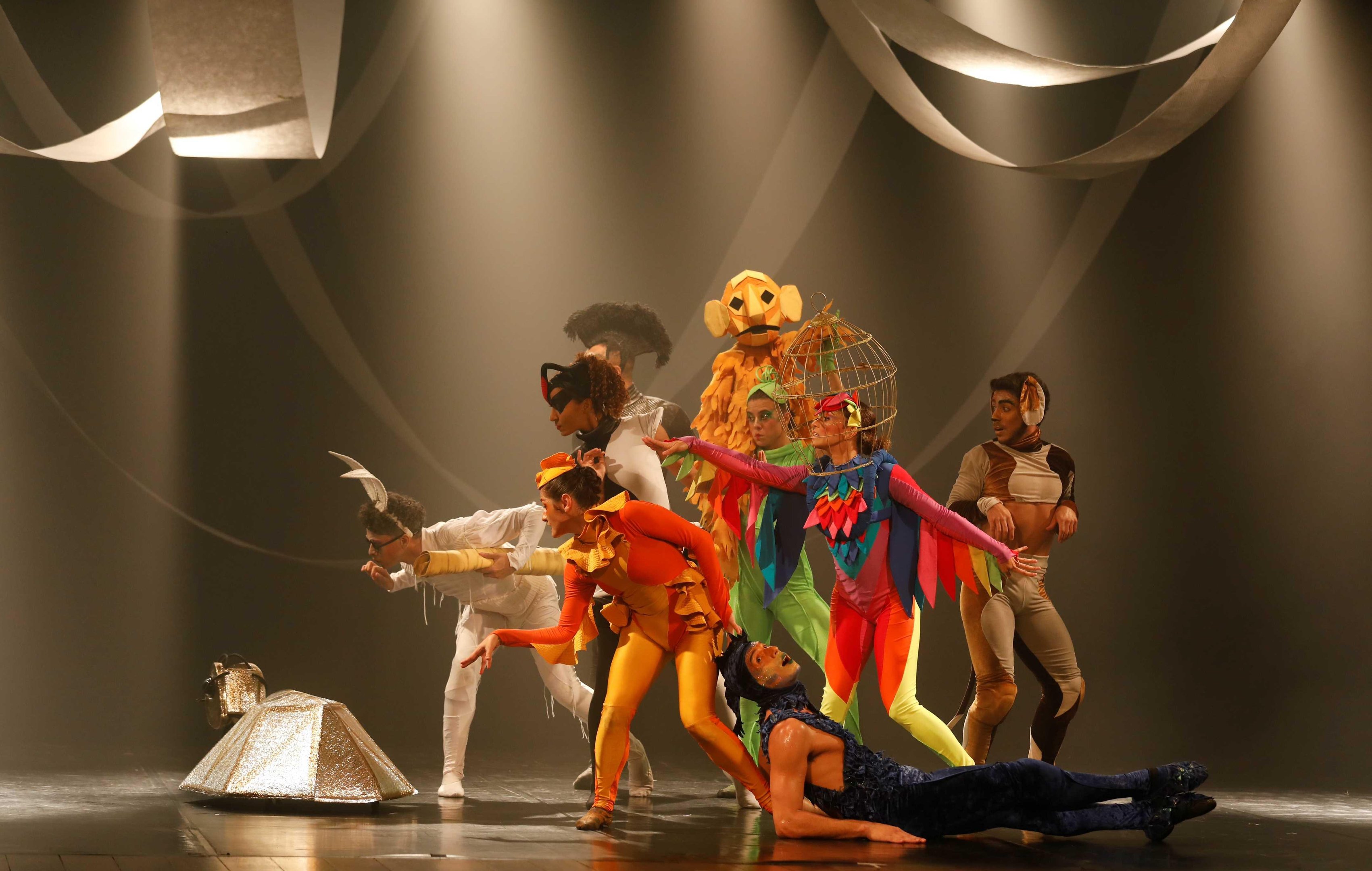 Bichos Dan&ccedil;antes, primeira obra infantil da companhia, ter&aacute; &uacute;nica apresenta&ccedil;&atilde;o no dia 21 de outubro, &agrave;s 16h
