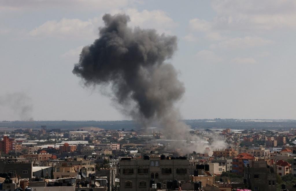 Bombardeios seguem em Gaza