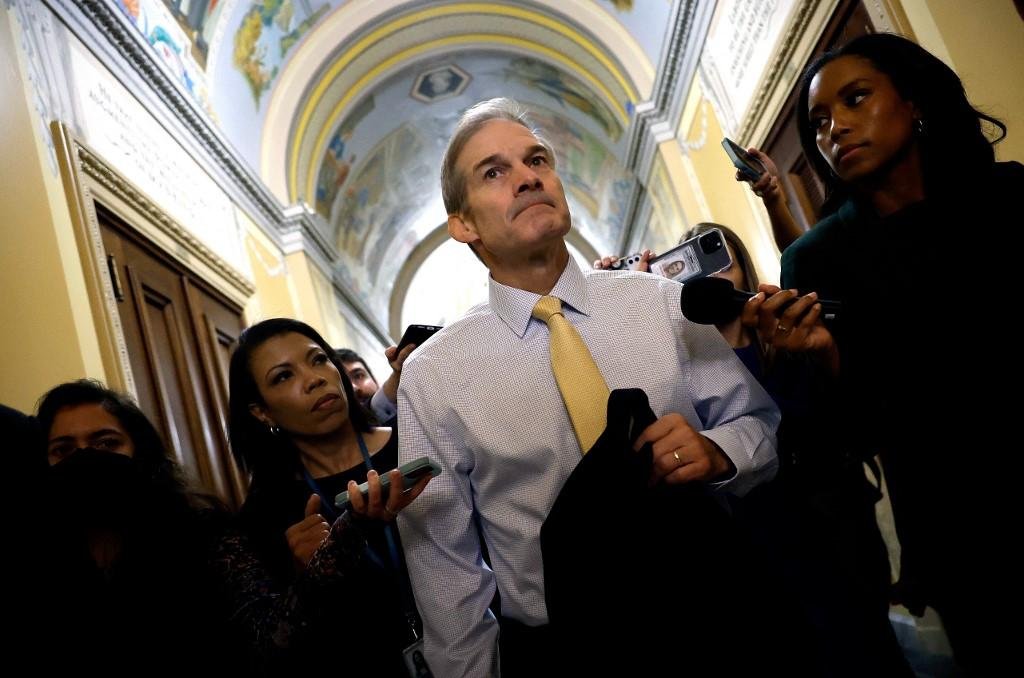 Jim Jordan tenta se eleger, mas j&aacute; falhou em conseguir a maioria dos votos em duas oportunidades