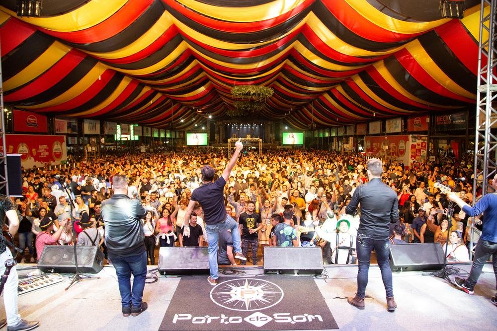 Placo principal da Oktoberfest de Igrejinha receber&aacute; diversas atra&ccedil;&otilde;es musicais, entre elas, quatro shows nacionais