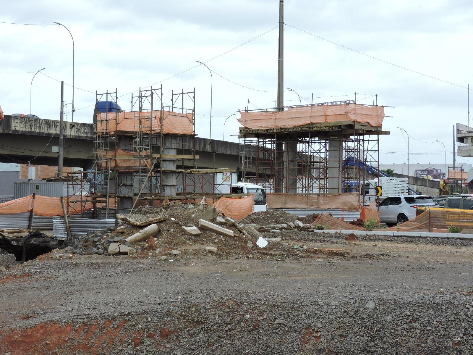 A previs&atilde;o de conclus&atilde;o de ambas as obras dos viadutos da BR 116 &eacute; mar&ccedil;o de 2024