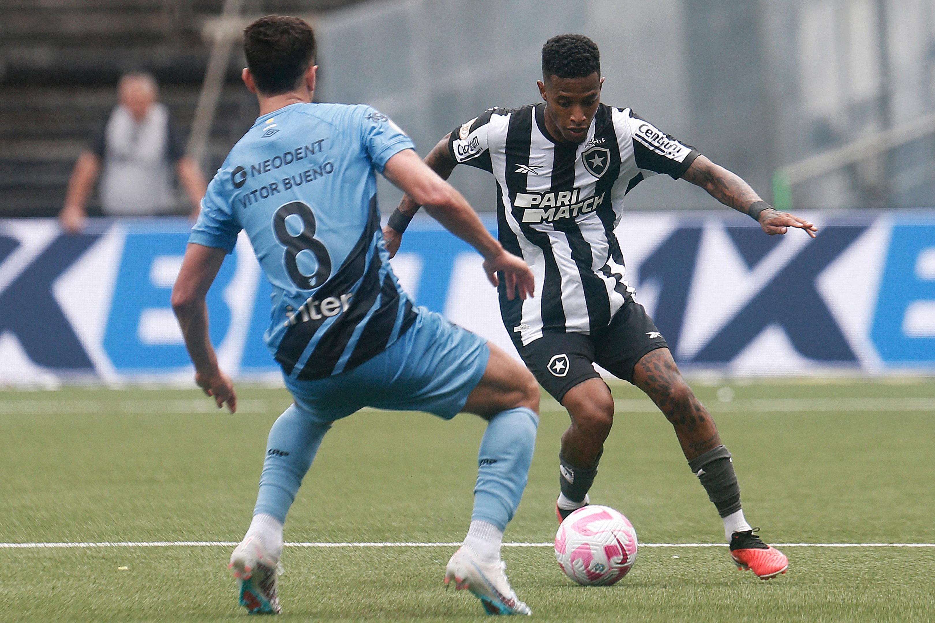 Equipes duelaram duas vezes e ficaram no empate por 1 a 1