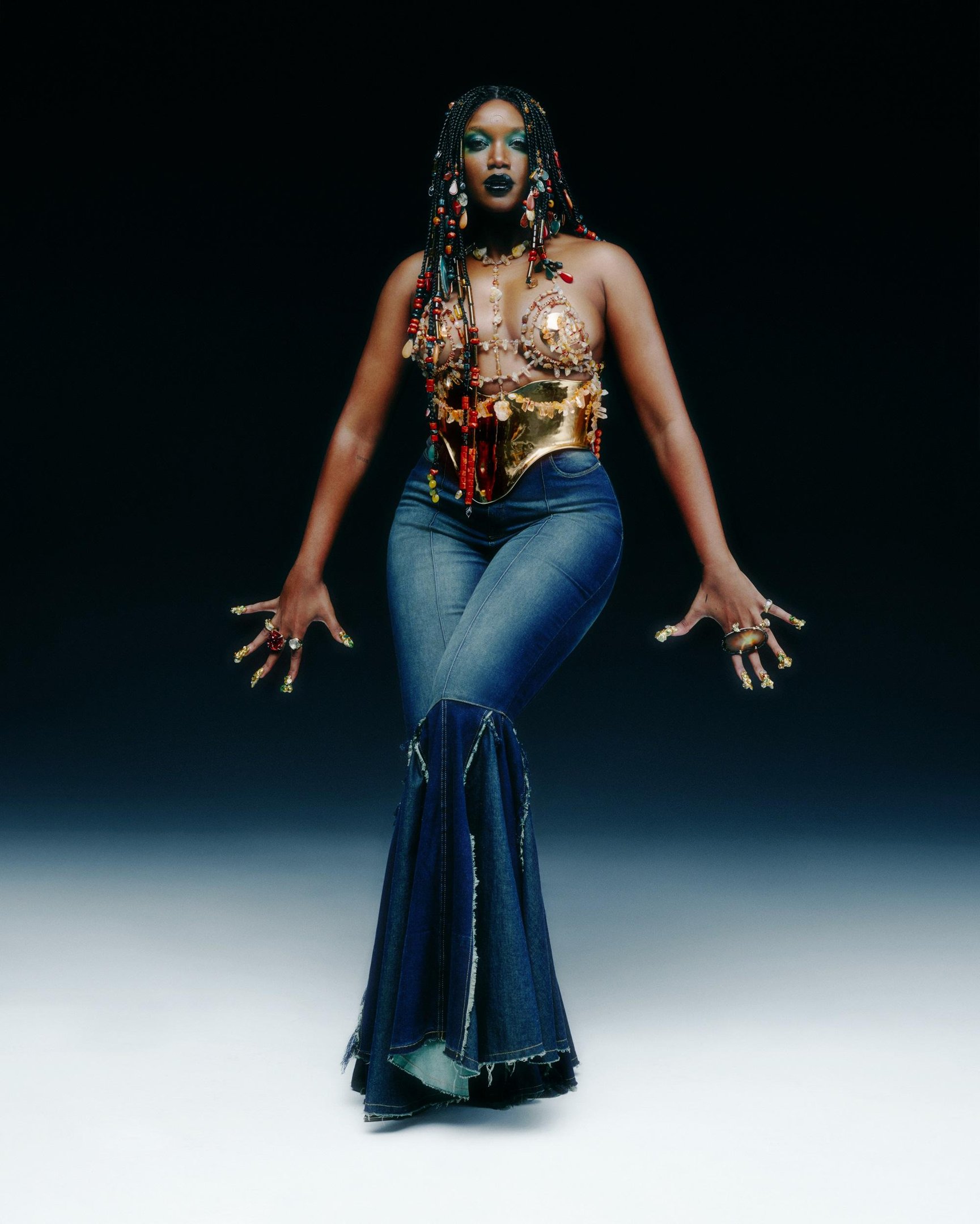Cantora Iza esteve recentemente em Porto Alegre com a turn&ecirc; 'AFRODITH'