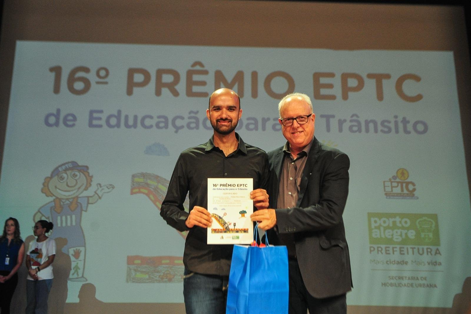 Rep&oacute;rter do Correio do Povo ficou em terceiro lugar na categoria Imprensa