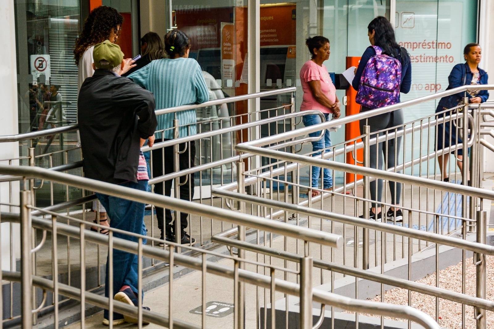 As ag&ecirc;ncias banc&aacute;rias n&atilde;o estar&atilde;o abertas para atendimento presencial ao p&uacute;blico no Dia de Finados
