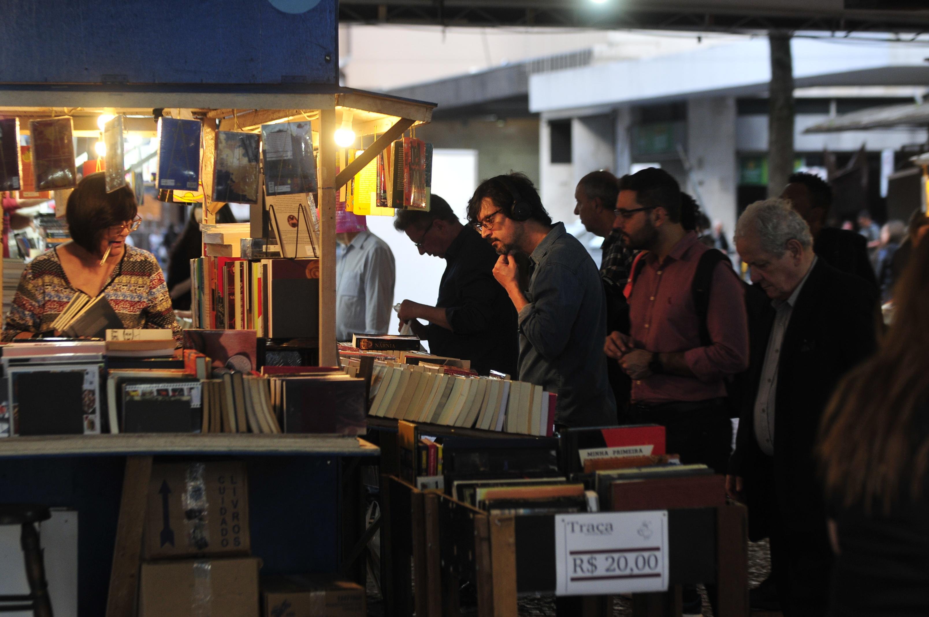Feira vendeu mais de 32 mil livros no primeiro final de semana de atividade