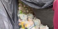 Em vídeo, vereadores do PT afirmam que mais de 8,4 mil cestas básicas estariam retidas