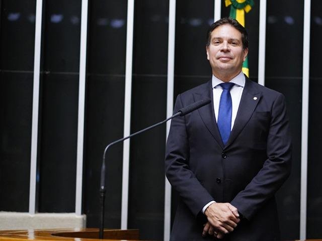 O presidente do PL, Valdemar Costa Neto, confirmou a escolha de Ramagem para a disputa