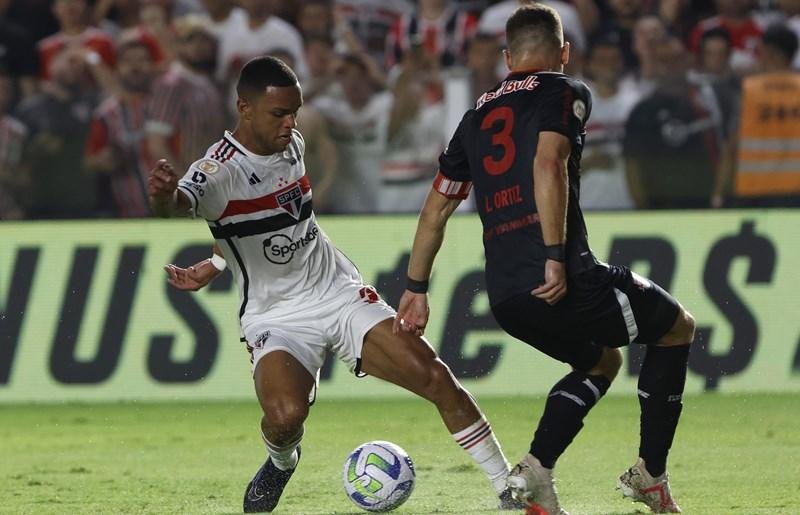 Jogo foi ap&aacute;tico na Vila Belmiro