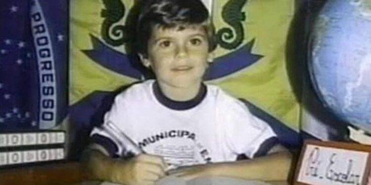Evandro Ramos Caetano desapareceu no trajeto entre a casa e a escola