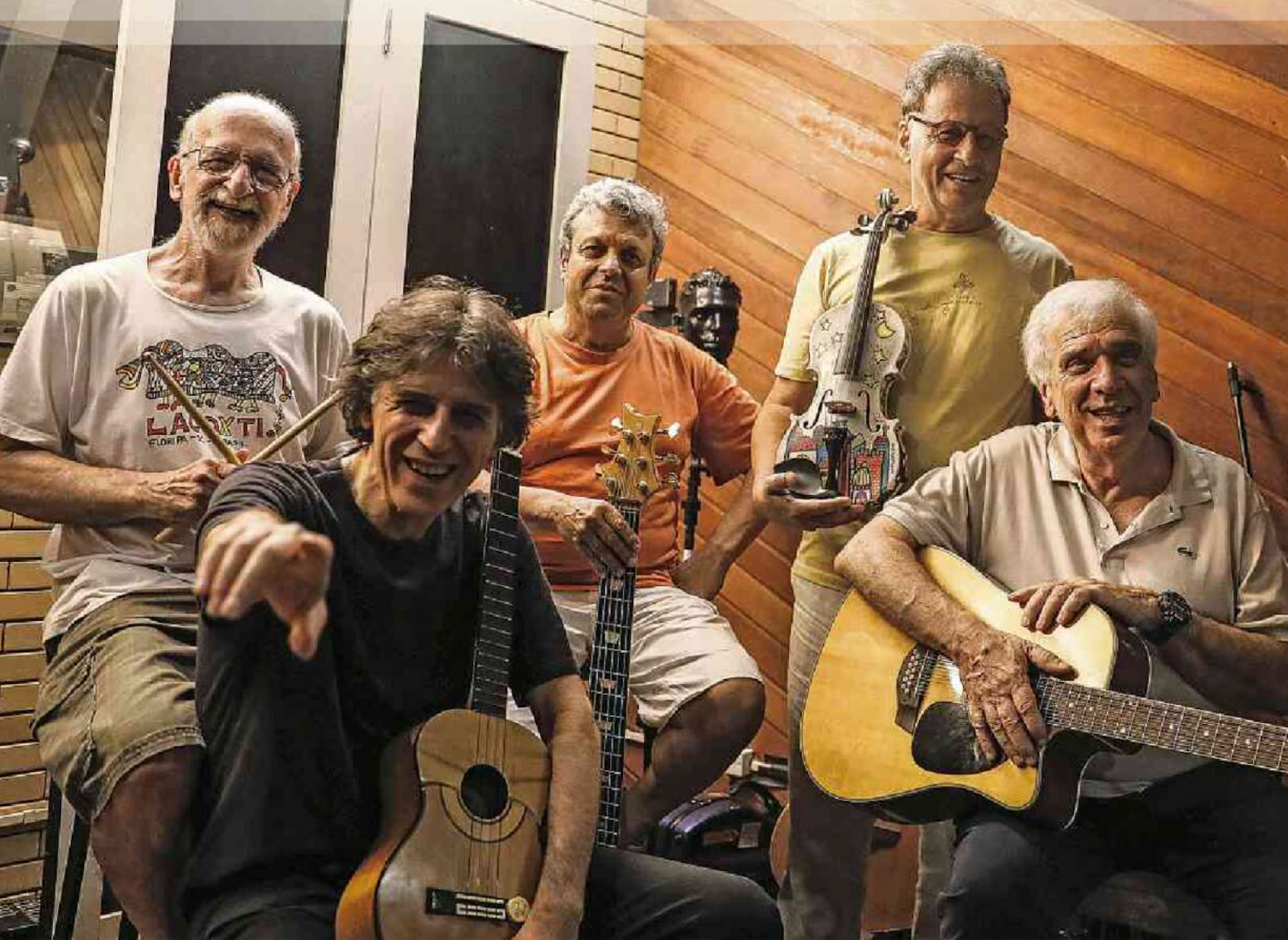 Reuni&atilde;o dos membros do grupo Alm&ocirc;ndegas alegrou os f&atilde;s
