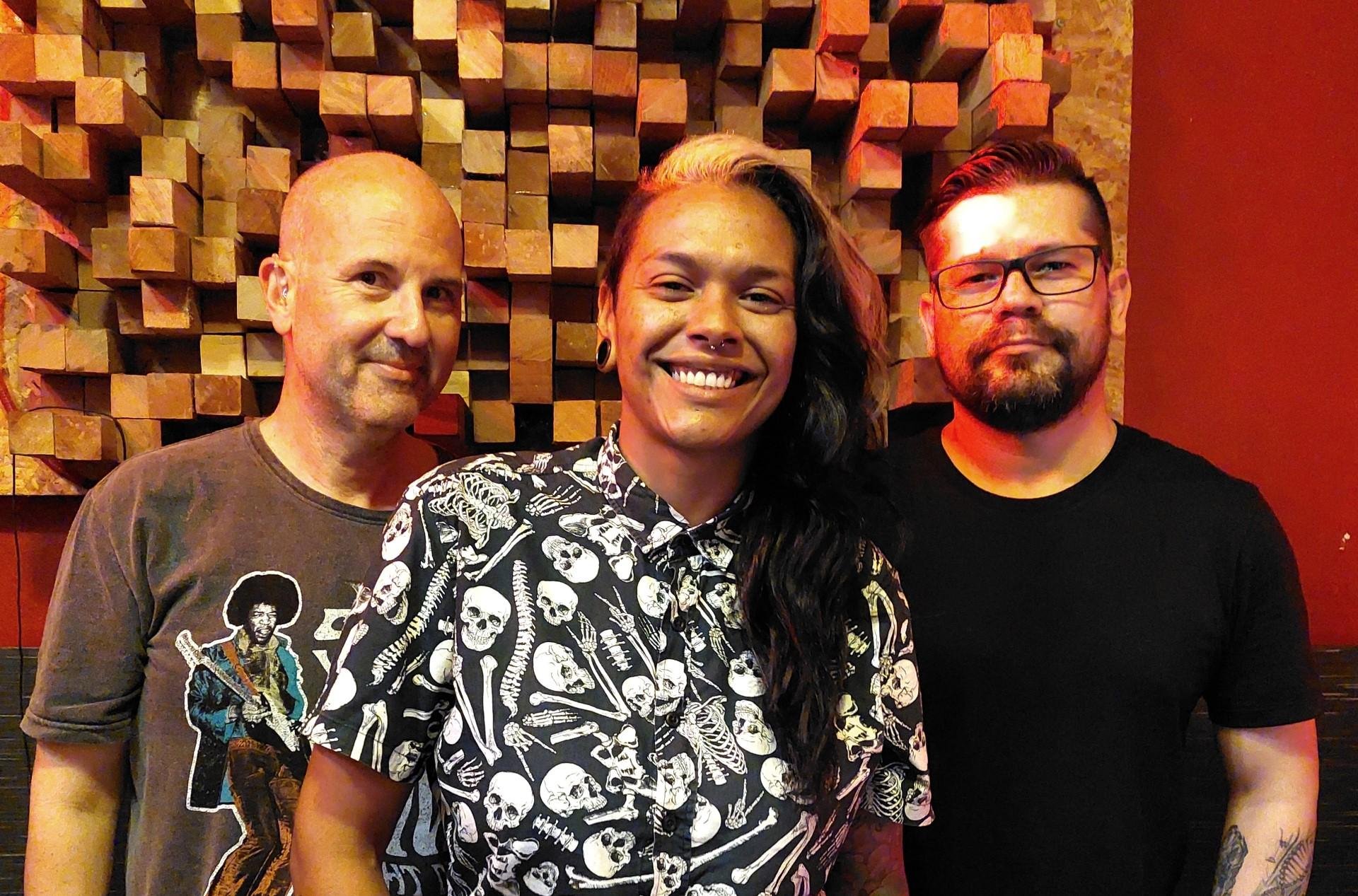 Lenny vai se apresentar com Lawrence David e Paul Drummer