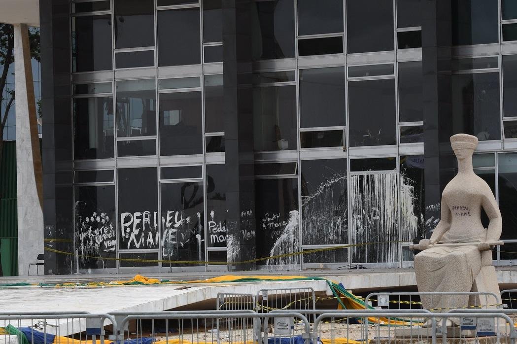 STF foi depredado durante atos de vandalismo