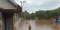 Em São Leopoldo, o Rio dos Sinos está baixando lentamente e, nesta quarta-feira, atingiu a medição de 5,95m
