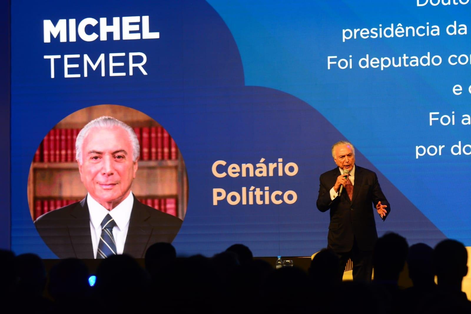 O ex-presidente Michel Temer abordou as perspectivas para os pr&oacute;ximos anos no cen&aacute;rio pol&iacute;tico e comentou sobre as reformas que o pa&iacute;s vem passando, entre elas, a tribut&aacute;ria e a previdenci&aacute;ria