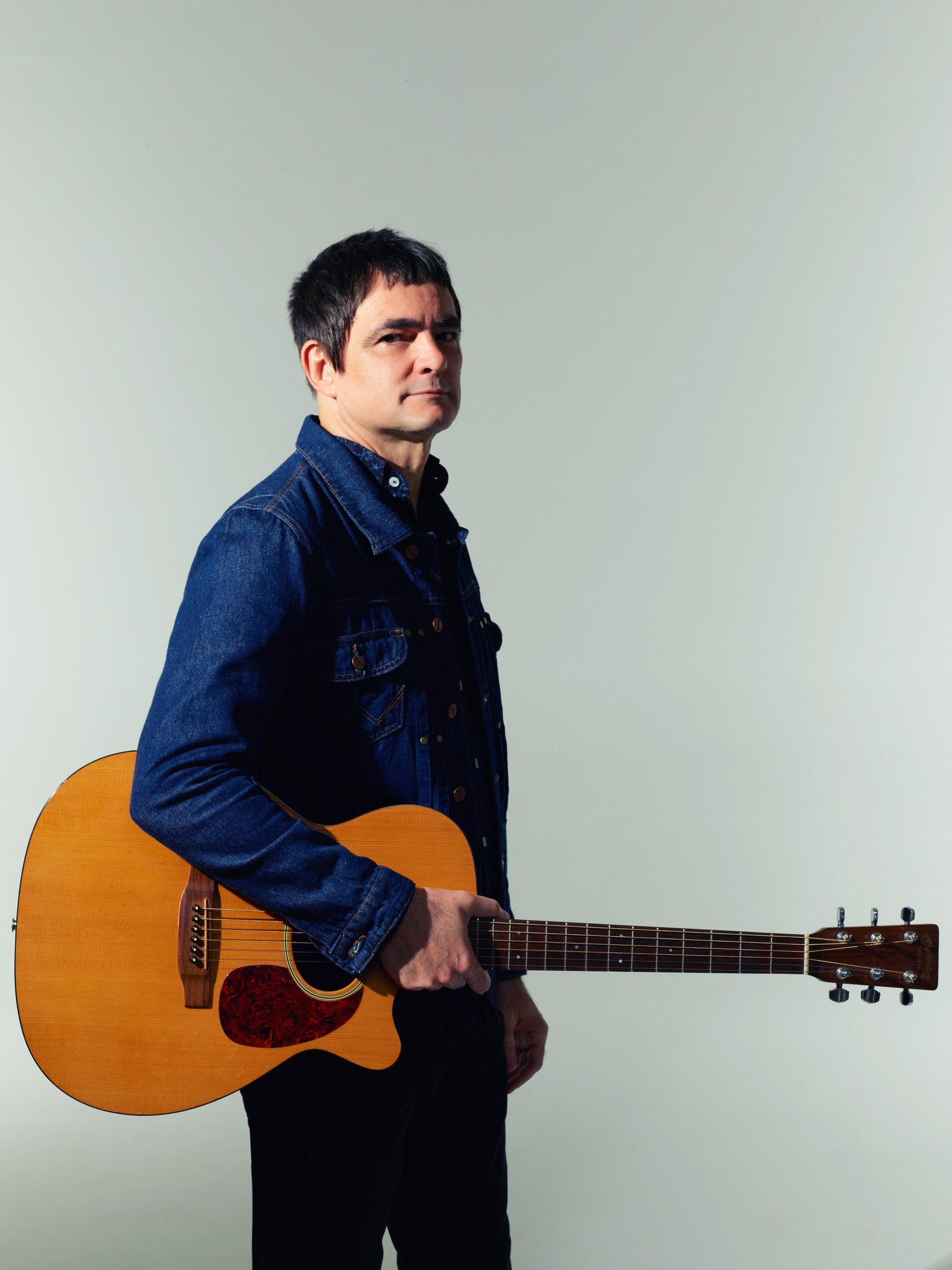 Samuel Rosa vai se apresentar com Orquestra Simjazz