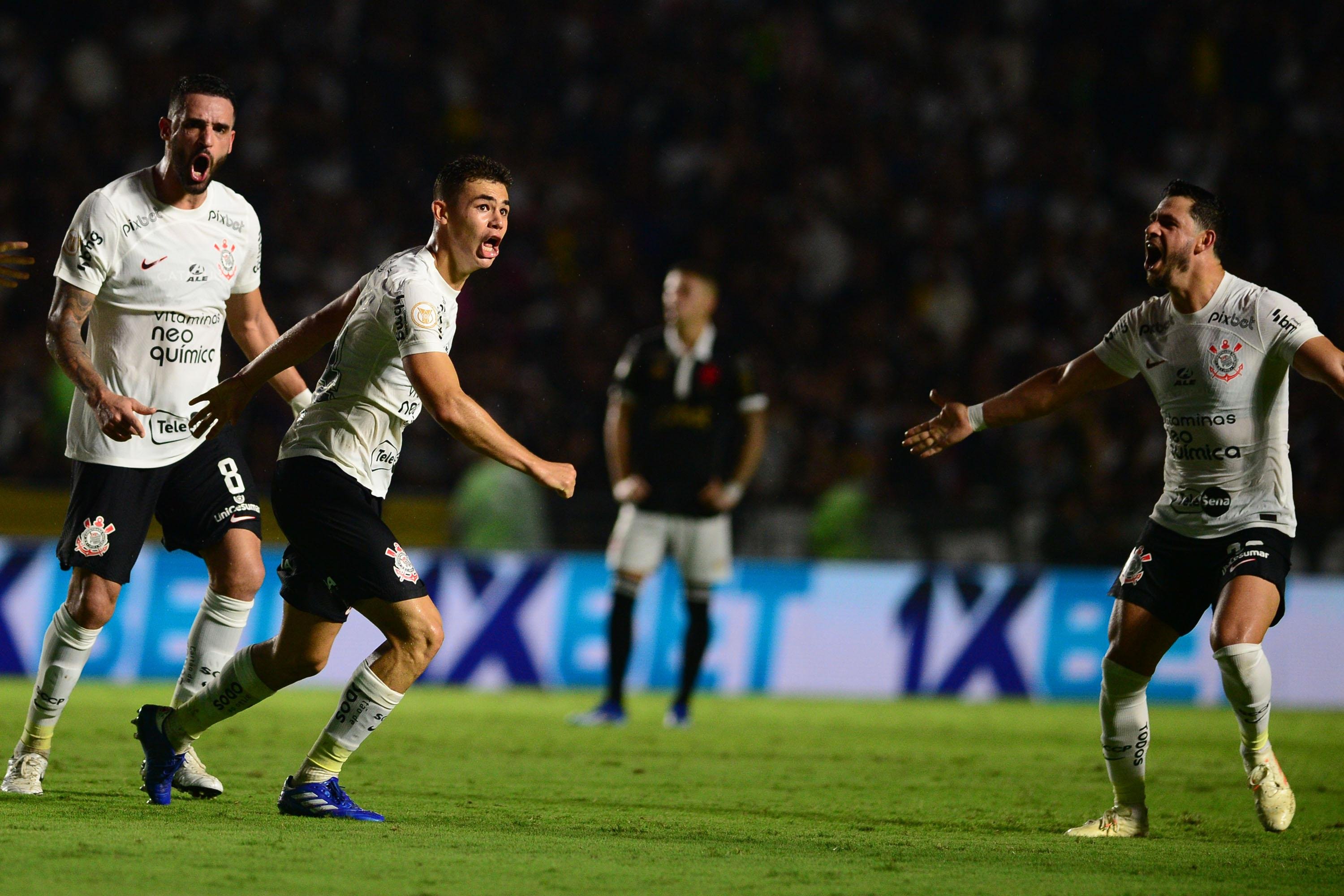 Corinthians conseguiu virada no fim do jogo
