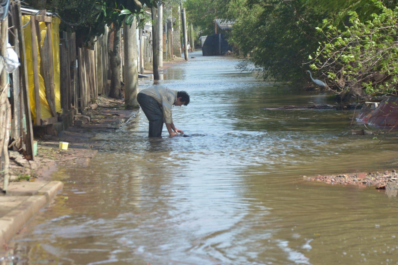 Avenida Nossa Senhora da Boa Viagem &eacute; uma das que ainda est&atilde;o alagadas na Capital