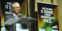 Presidente Cezar Henrique Ferreira em seu discurso destacando a importância da atuação do SENGE-RS a classe.