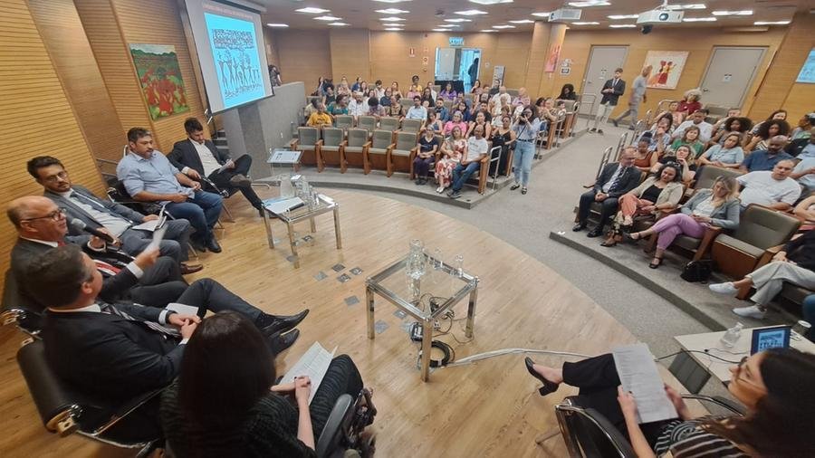 Entrega da premia&ccedil;&atilde;o ocorreu no audit&oacute;rio da Procuradoria da Rep&uacute;blica do Estado do Rio Grande do Sul