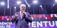 Lula celebra aprovação de Dino