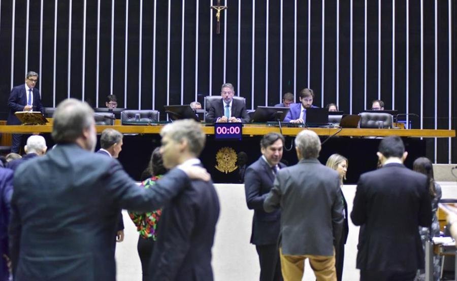 Texto determina que benef&iacute;cios fiscais ser&atilde;o tributados